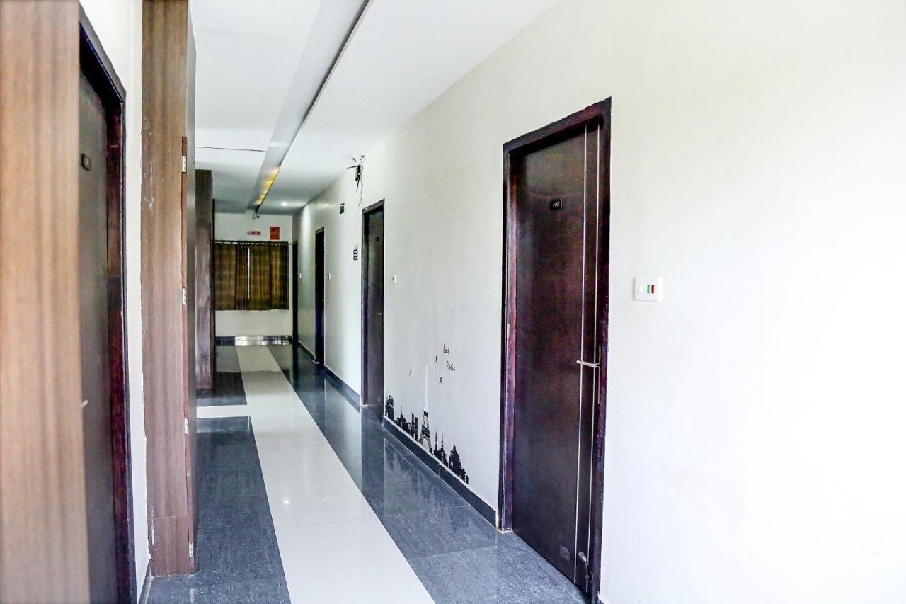 فندق Fabexpress Essvee Mg Road Vijayawāda المظهر الخارجي الصورة